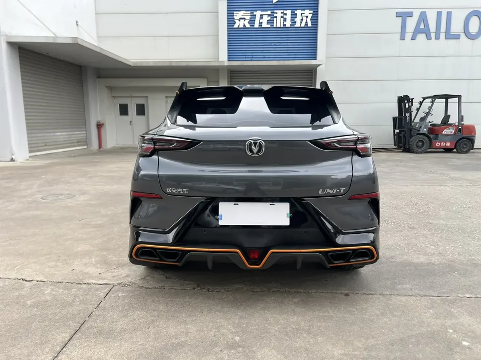 Changan UNI-T Changan UNI-T 2022 1.5T Sports Edition Premium Edition 2022 — миниатюра 2