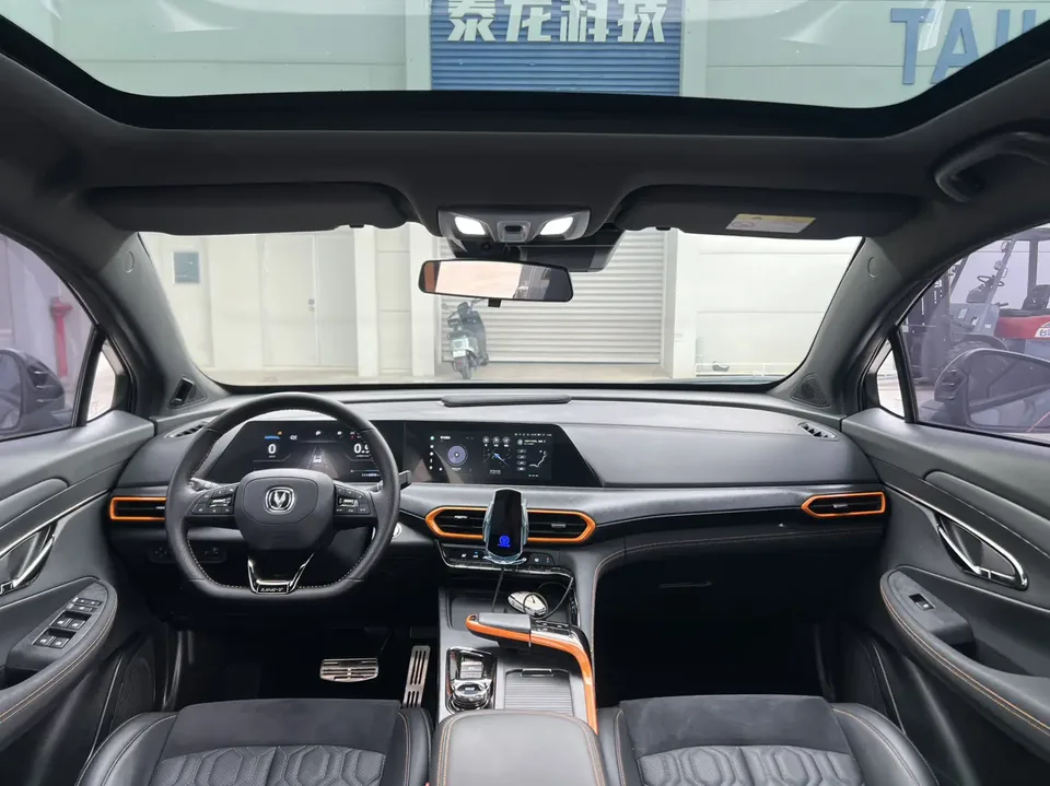 Changan UNI-T Changan UNI-T 2022 1.5T Sports Edition Premium Edition 2022 — миниатюра 5