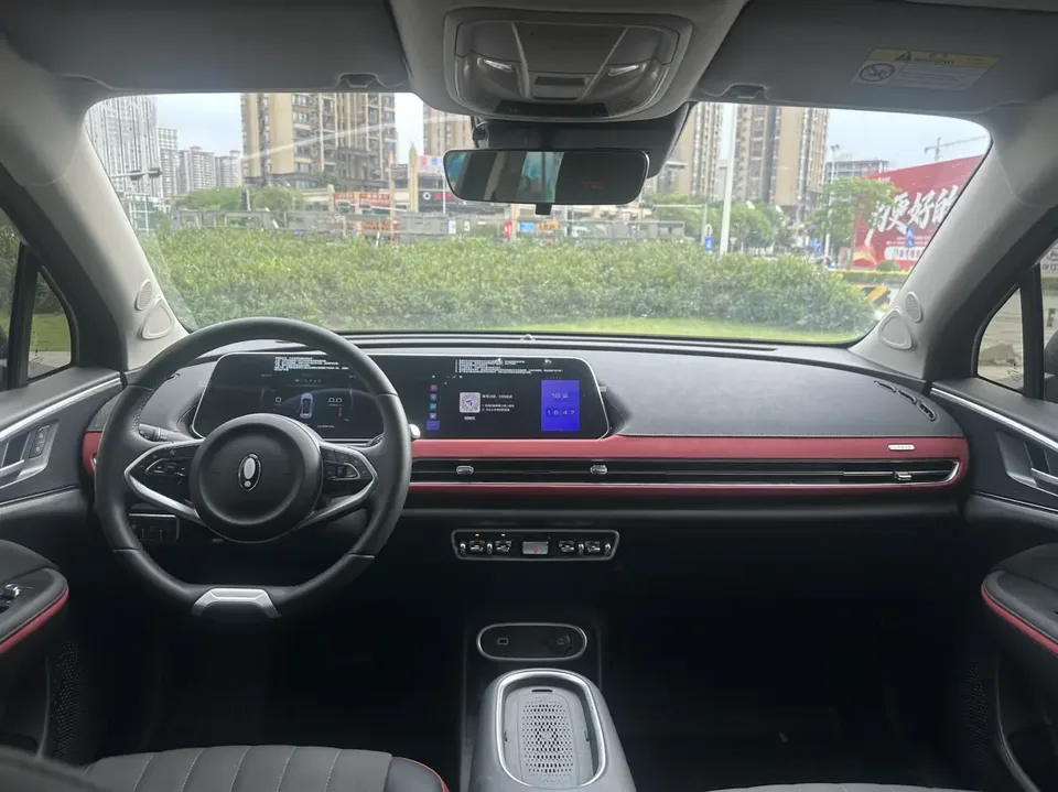 ORA Euler Good Cat GT Mulan Edition 401km luxury model 2023 — миниатюра 3