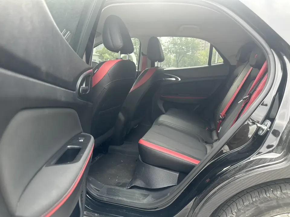 ORA Euler Good Cat GT Mulan Edition 401km luxury model 2023 — миниатюра 4
