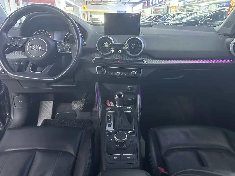 Audi Q2L Audi Q2L 2022 35 TFSI Fashionable and Elegant 2022 — миниатюра 5