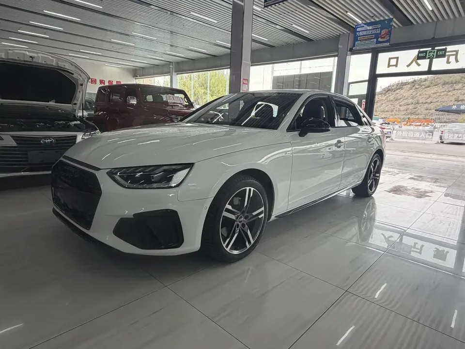 Audi a4 l 2022