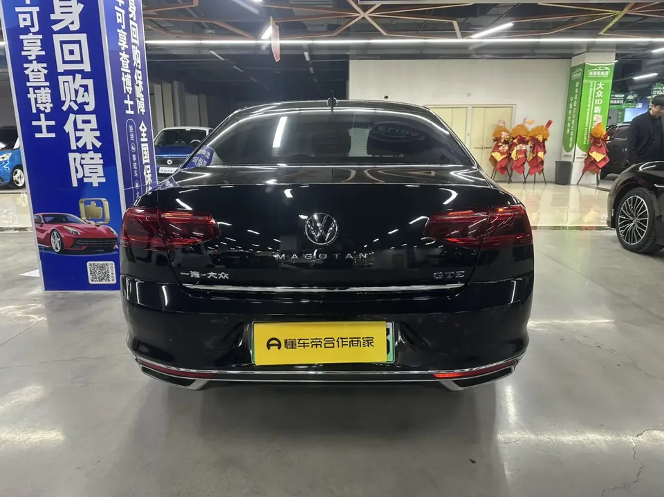 Volkswagen Magotan PHEV Magotan GTE 2022 luxury model 2024 — миниатюра 4