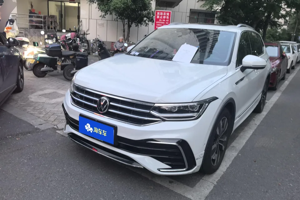 Volkswagen Tiguan L 2022