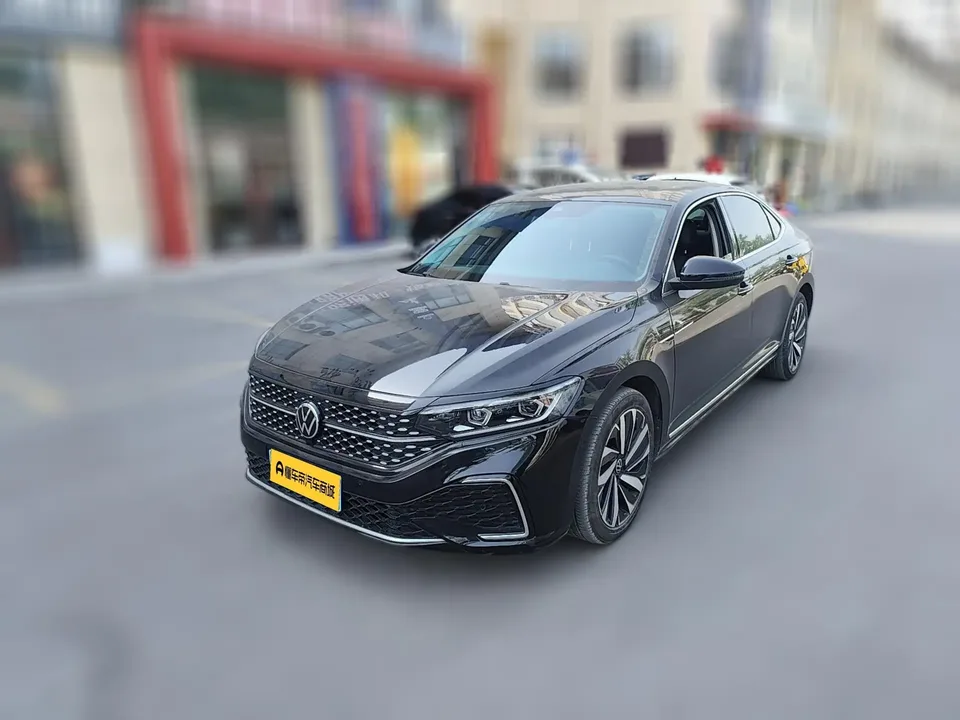 Volkswagen Passat 2022