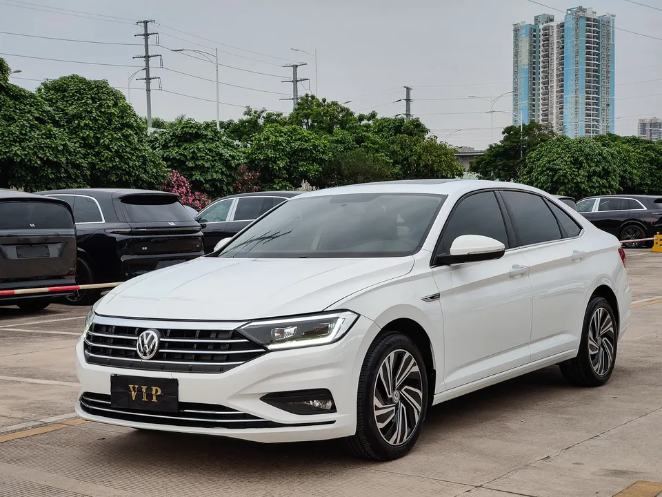 Volkswagen Sagitar 2022