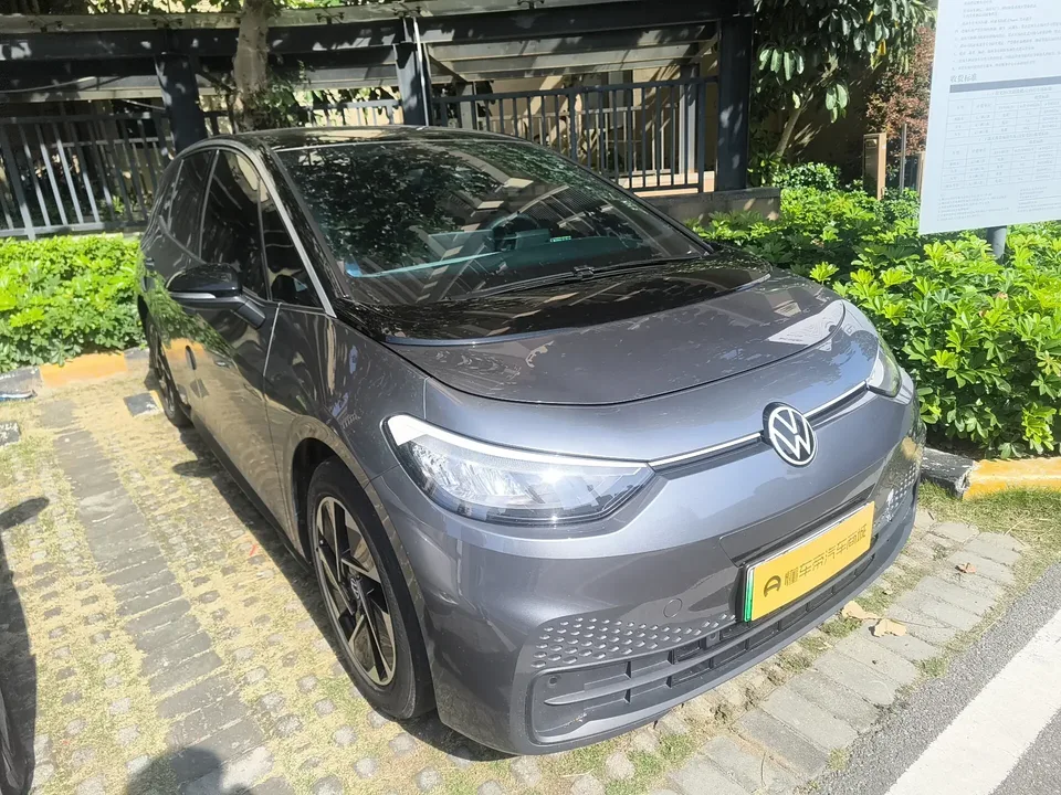 Volkswagen ID.3 Outstanding Edition 2024 — миниатюра 3