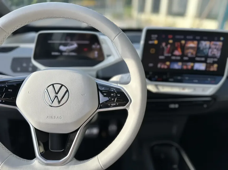 Volkswagen ID.3 Outstanding Edition 2024 — миниатюра 3