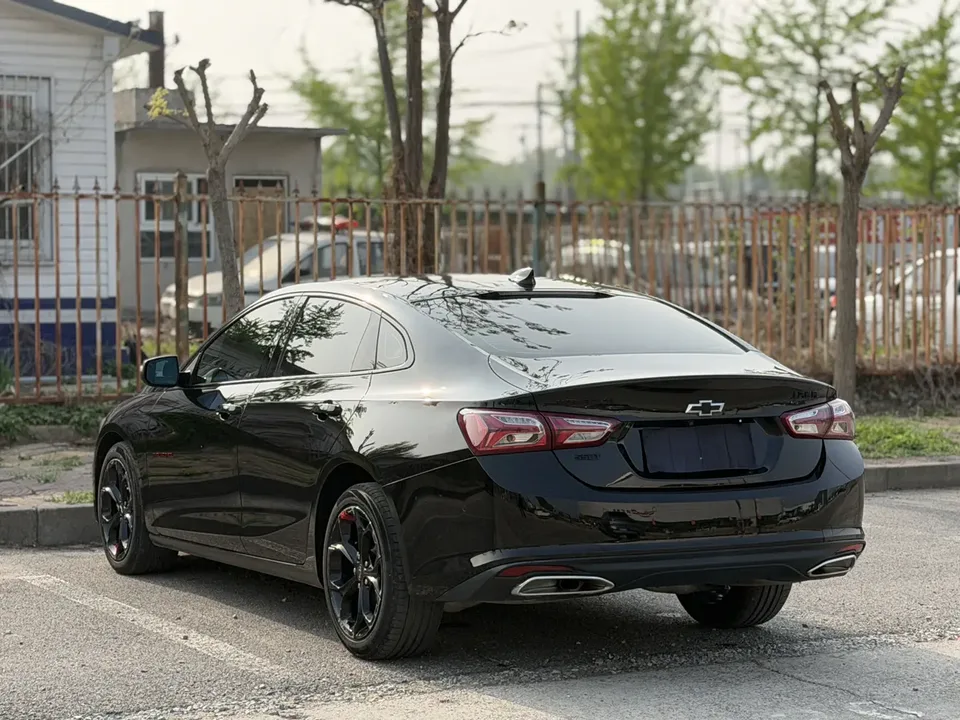 Chevrolet Malibu Xl Malibu XL 2022 Redline 550T Automatic Ruizhi Edition 2022 — миниатюра 2