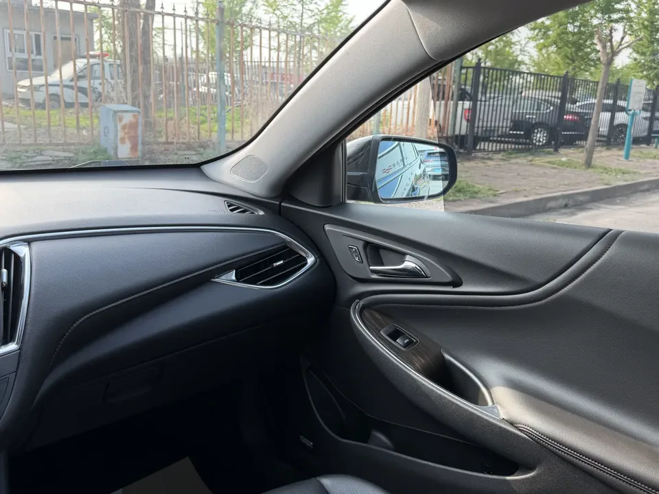Chevrolet Malibu Xl Malibu XL 2022 Redline 550T Automatic Ruizhi Edition 2022 — миниатюра 4