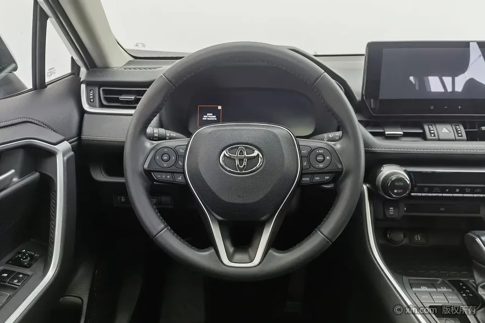 Toyota Willanda 2.0L two-wheel drive luxury PLUS version 2023 — миниатюра 3