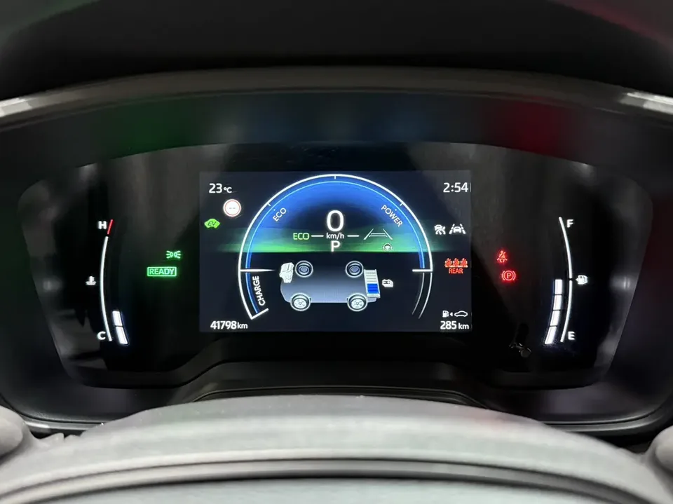 Toyota CorollaCross 2.0L Intelligent Electric Hybrid Dual Engine Pioneer Edition 2024 — миниатюра 5