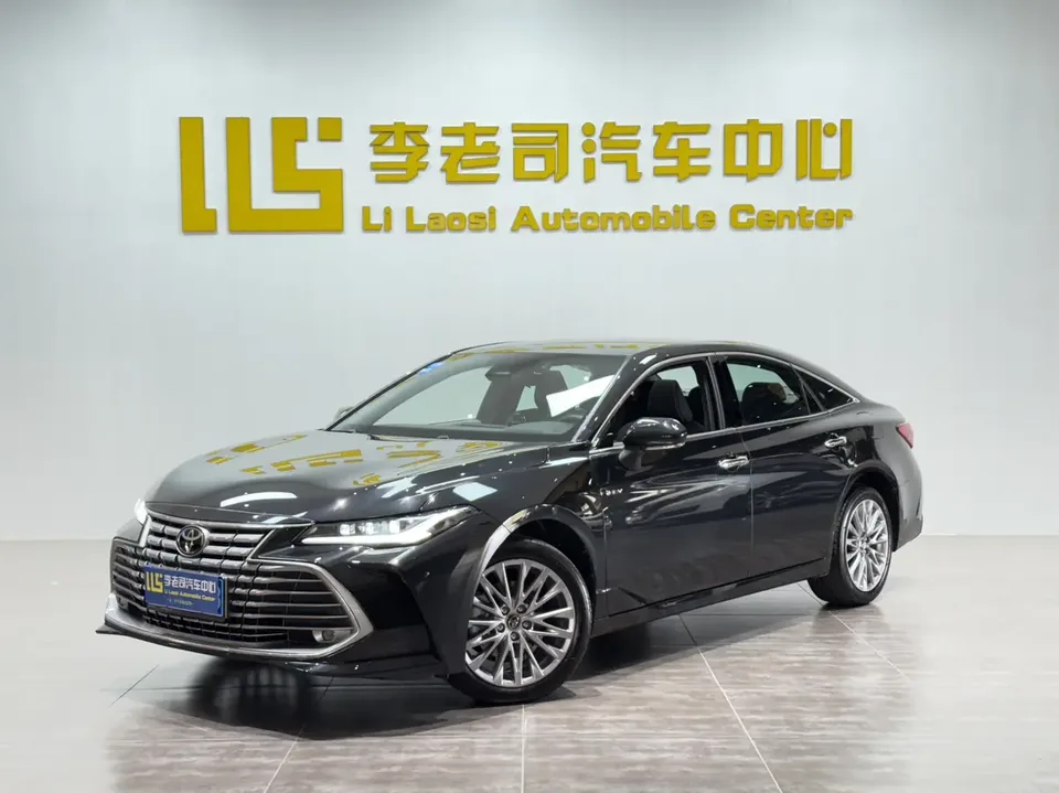 Toyota Avalon Intelligent Electric Hybrid 2.0L E-CVT Luxury Edition 2026 — фото 1, купить с доставкой в Москву