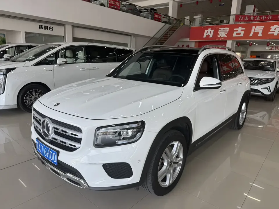 Mercedes-Benz GLB-Class 2023