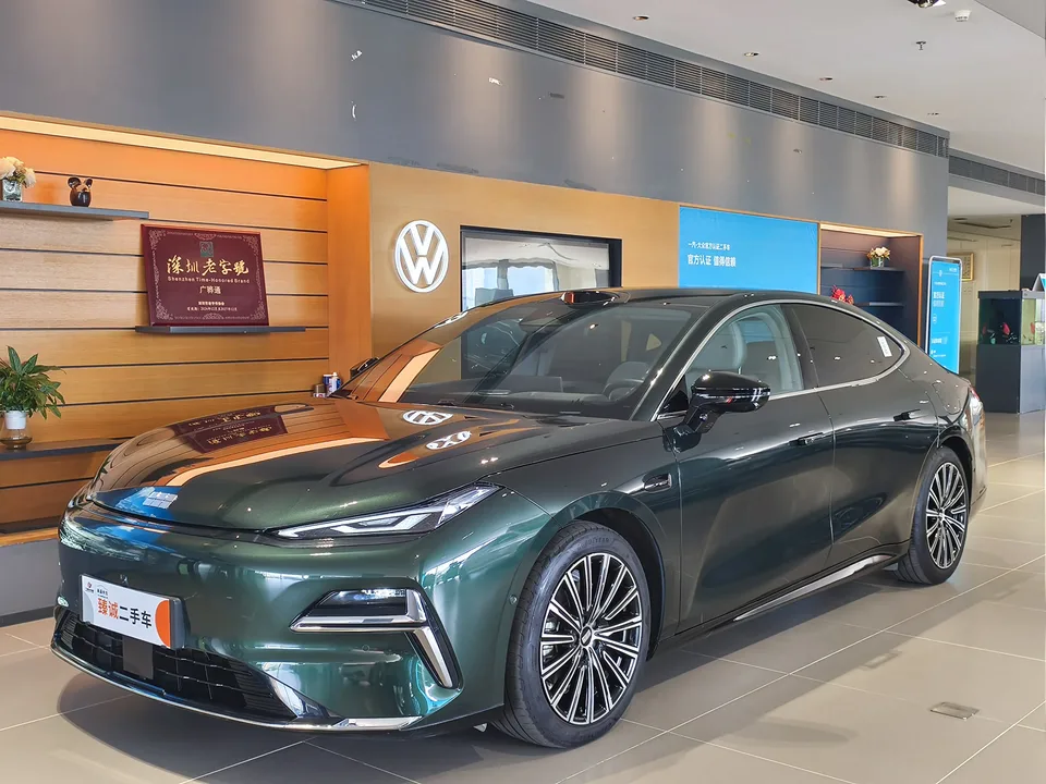 Geely Galaxy Star 8 PHEV 2025