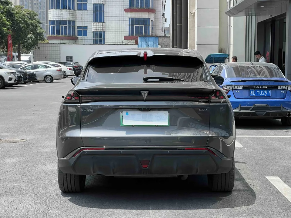 Deepal dark blue S07 215Max Deep Blue Intelligent Driving AD PRO Edition 2025 — миниатюра 5