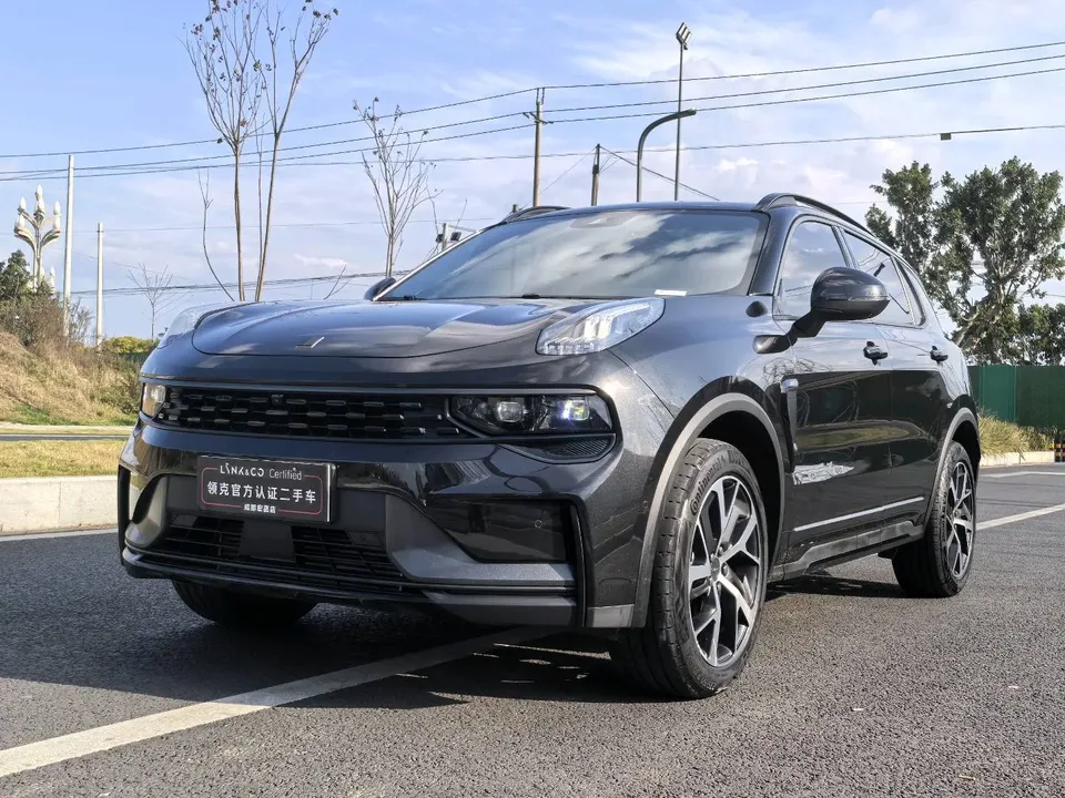 Lynk & Co 01 2022
