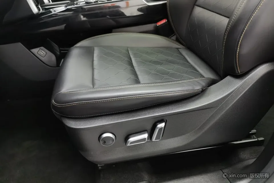 Haval Dargo 2.0T 4WD Chinese Pastoral Dog Hunting Edition 2022 — миниатюра 4