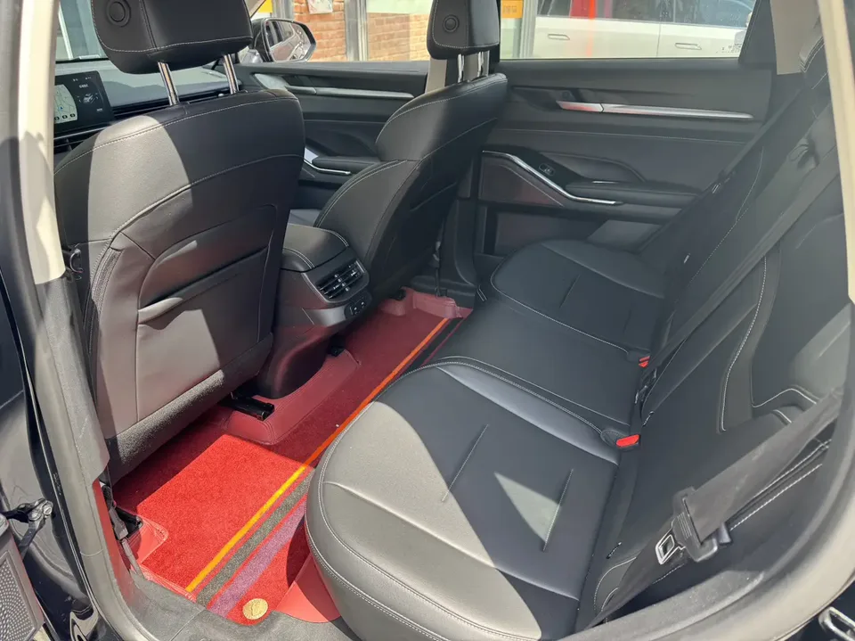 Haval H6 third generation 2.0T automatic two-wheel drive Max version 2022 — миниатюра 5