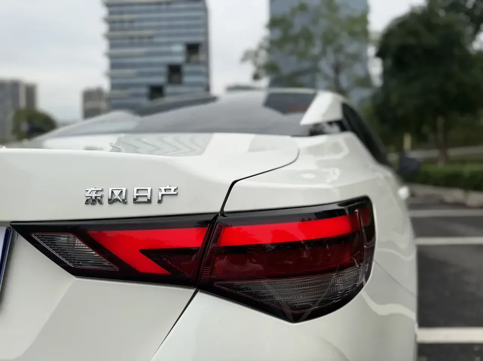 Nissan Sylphy Sylphy 2022 Sylphy 2022 1.6L XL CVT Enjoy Edition 2022 — миниатюра 3