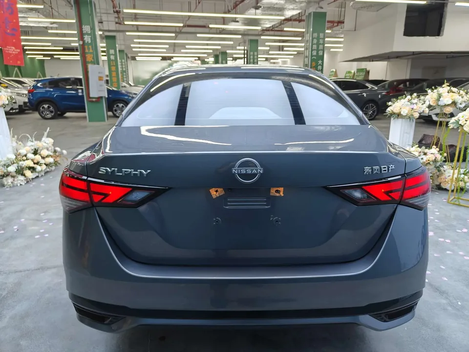 Nissan Sylphy Sylphy 2025 1.6L CVT True Edition 2025 — thumbnail 2