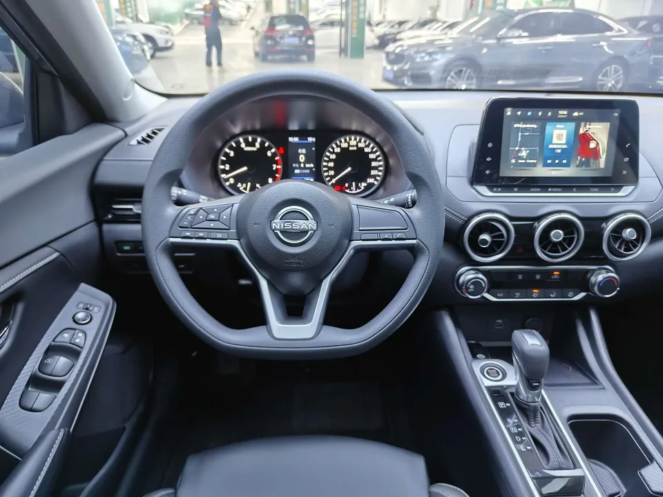 Nissan Sylphy Sylphy 2025 1.6L CVT True Edition 2025 — thumbnail 3