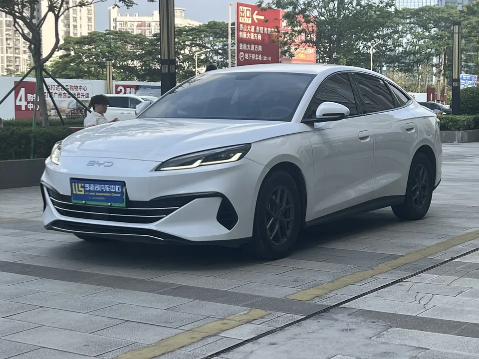 BYD Seal 06DM 2024