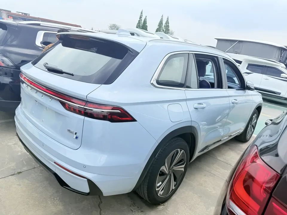 Geely Monjaro 1.5T Thor HiF Hybrid Edition Super Fast 2022 — миниатюра 2