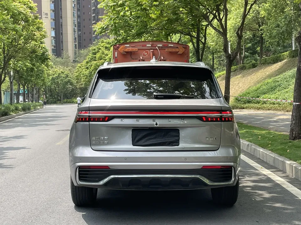 Geely Monjaro Xingyue L 2024 2.0TD High Power Automatic 2WD Skyline Edition 2024 — миниатюра 2