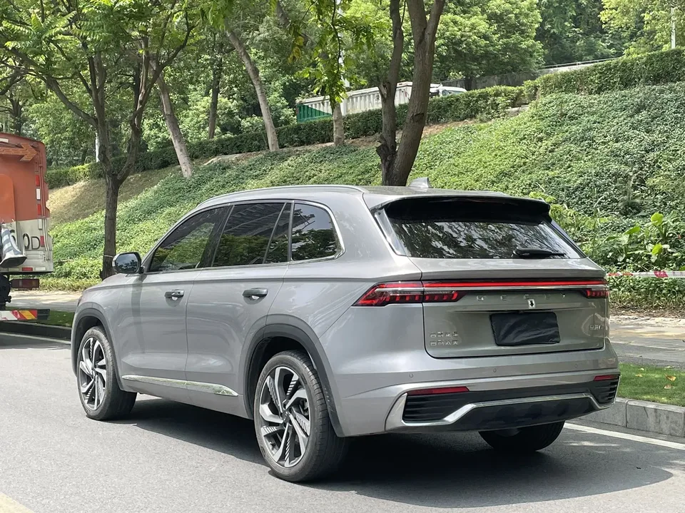 Geely Monjaro Xingyue L 2024 2.0TD High Power Automatic 2WD Skyline Edition 2024 — миниатюра 4