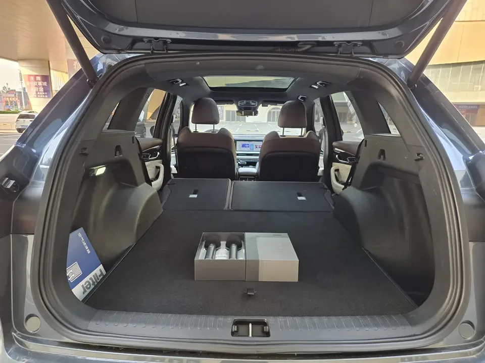 Geely Monjaro Xingyue L 2024 2.0TD High Power Automatic 2WD Yunqi Edition 2024 — миниатюра 5