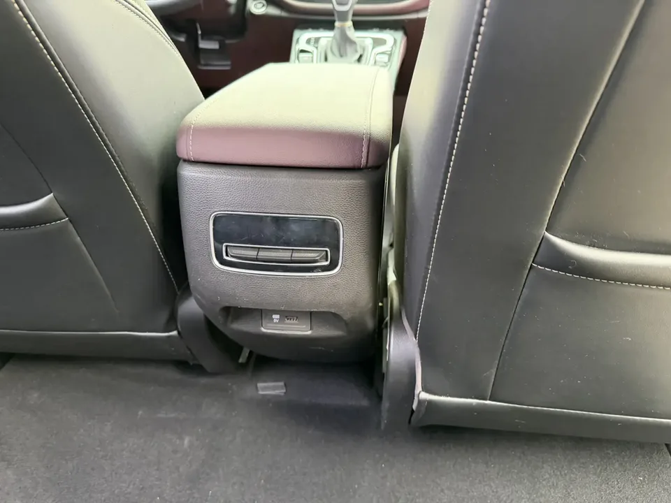 GAC Trumpchi M6 Pro 270T Automatic Exclusive Edition 2022 — миниатюра 3