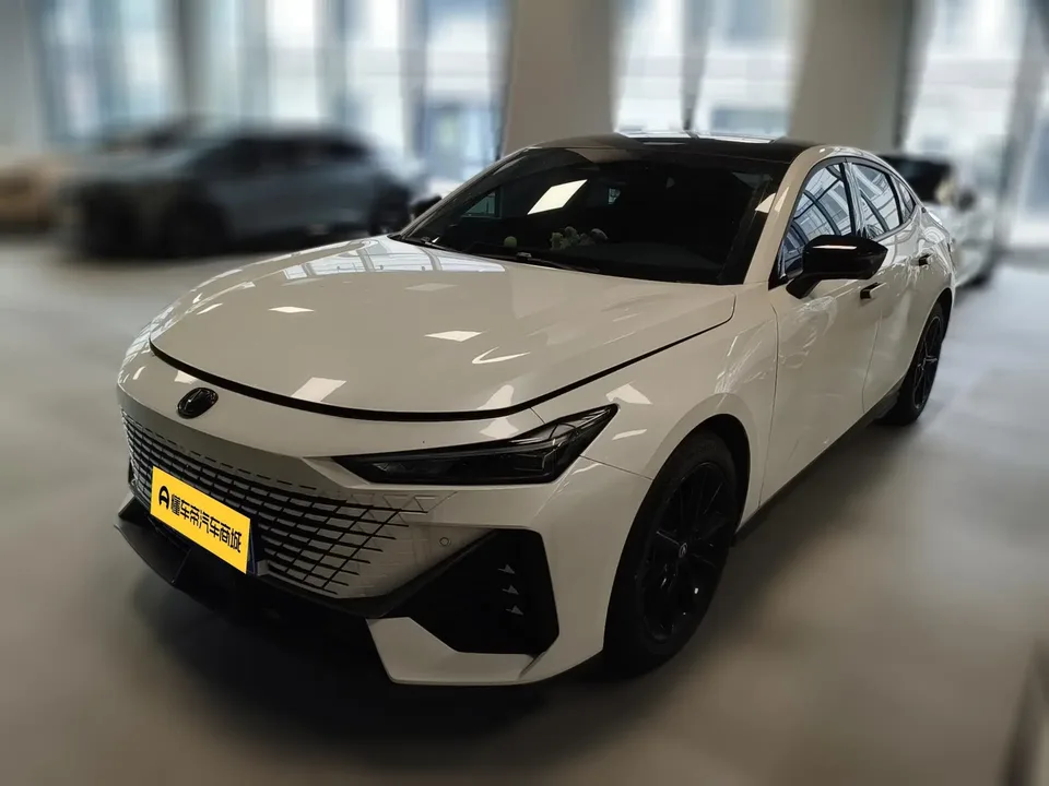 Changan UNI-V 2025