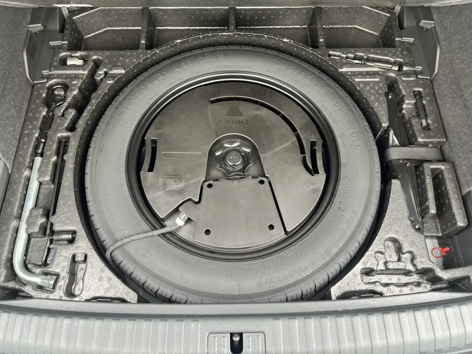 Audi Q3 Audi Q3 2023 35 TFSI Fashionable and Dynamic 2023 — миниатюра 3