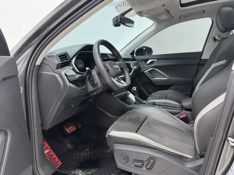 Audi Q3 Audi Q3 2023 35 TFSI Fashionable and Dynamic 2023 — миниатюра 5