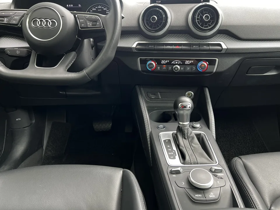 Audi Q2L Audi Q2L 2022 35 TFSI Fashion Dynamic Edition 2023 — миниатюра 5