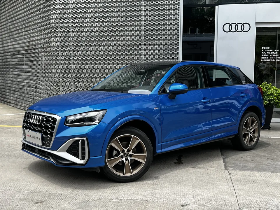 Audi Q2L Audi Q2L 2022 35 TFSI Fashion Dynamic Edition 2023 — фото 1, купить с доставкой в Москву