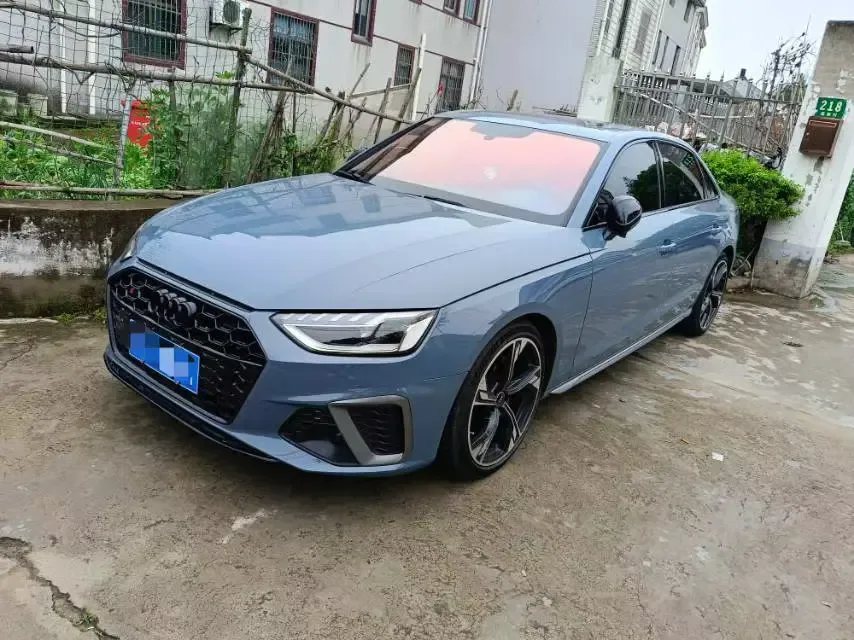 Audi a4 l 2023