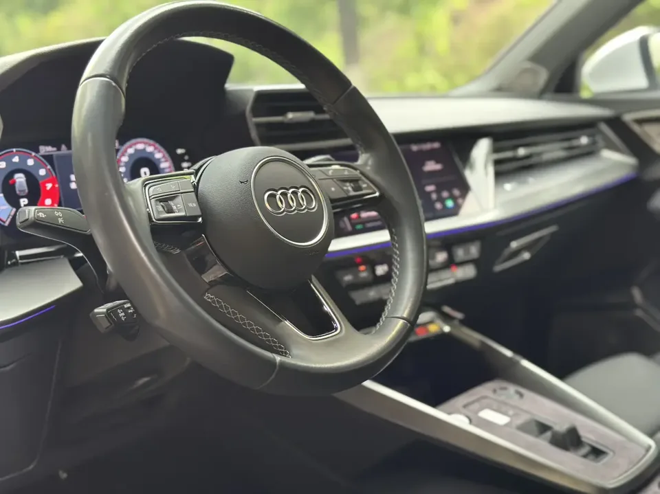 Audi A3 Audi A3 2024 Sportback 35 TFSI Stylish and sporty 2024 — thumbnail 3