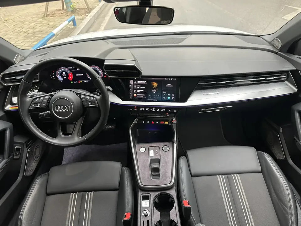 Audi A3 Audi A3 2024 Sportback 35 TFSI Stylish and sporty 2024 — thumbnail 5