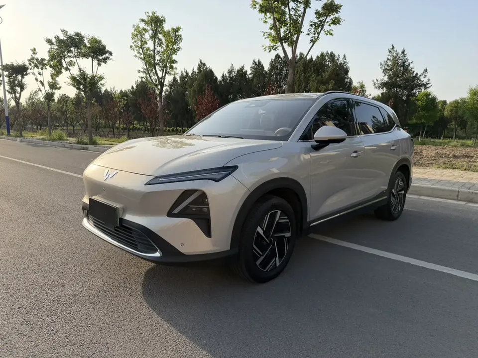 Wuling Starlight S PHEV 2024