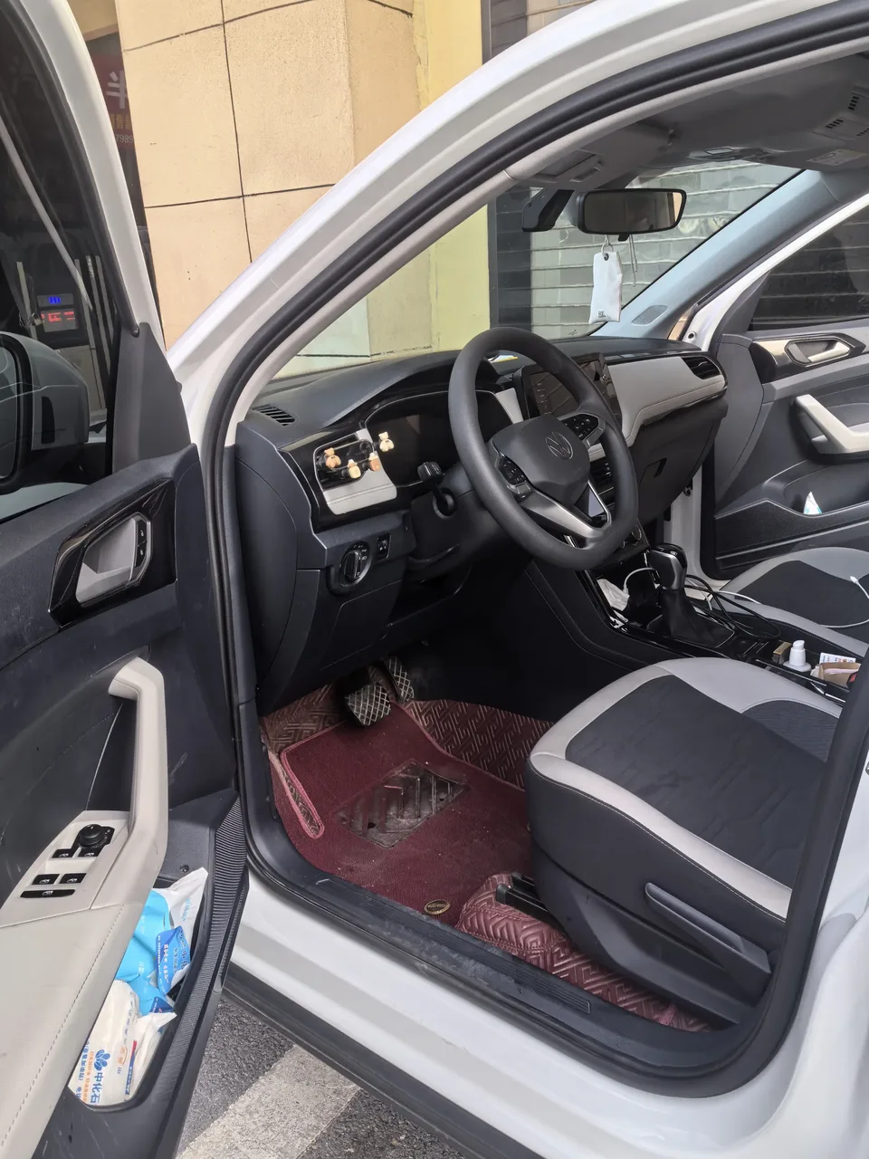 Volkswagen Tharu Tuyue 2025 New 1.5L Sharp Edition 2024 — миниатюра 5