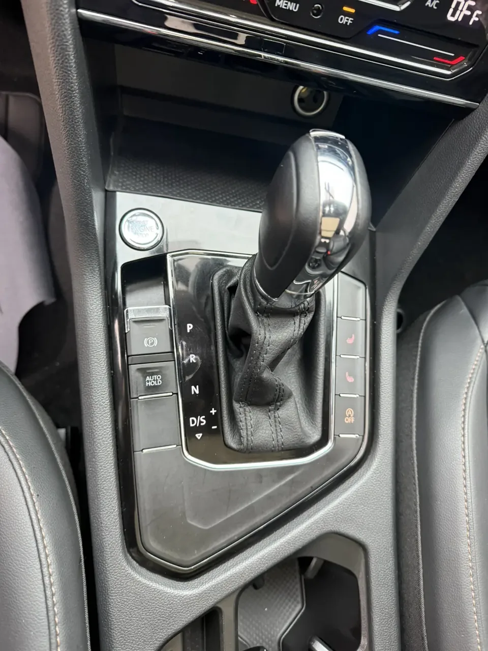 Volkswagen Tharu 280TSI 2WD Comfort Edition 2022 — миниатюра 3