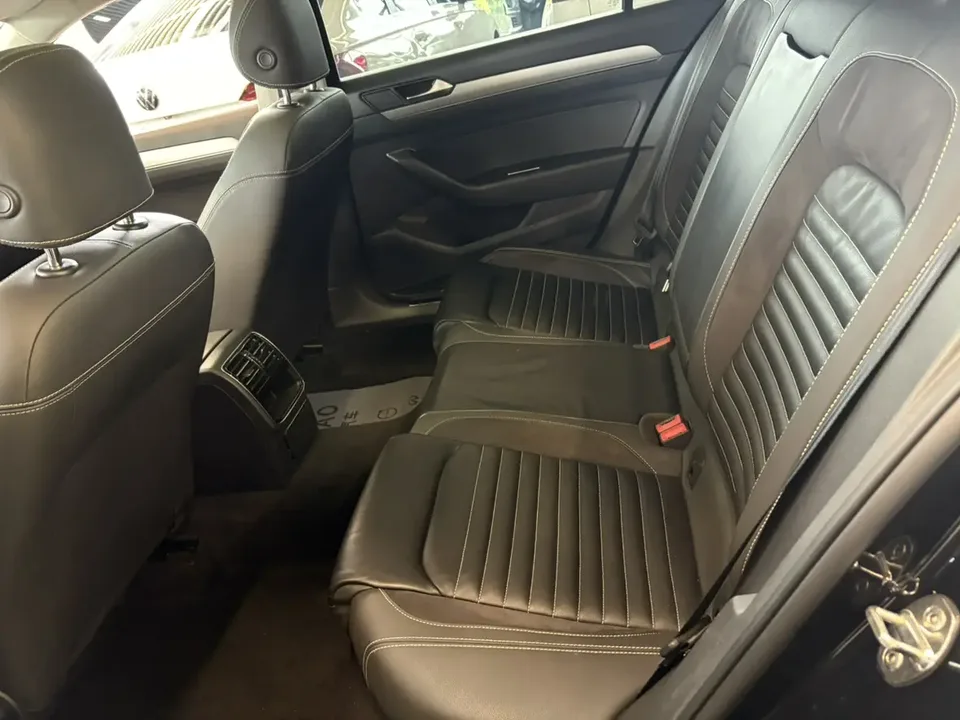 Volkswagen Magotan Magotan 2020 280TSI DSG Comfort Edition 2022 — миниатюра 2