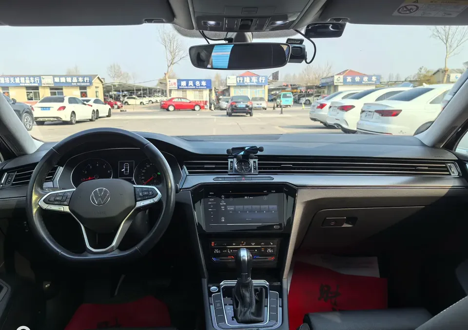 Volkswagen Magotan Magotan 2020 330TSI DSG Leading Edition 2022 — миниатюра 5