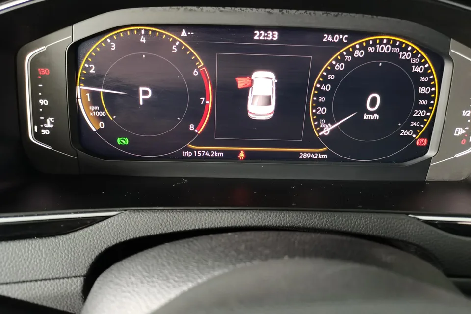 Volkswagen Magotan Magotan 2020 330TSI DSG Luxury Edition 2022 — миниатюра 4