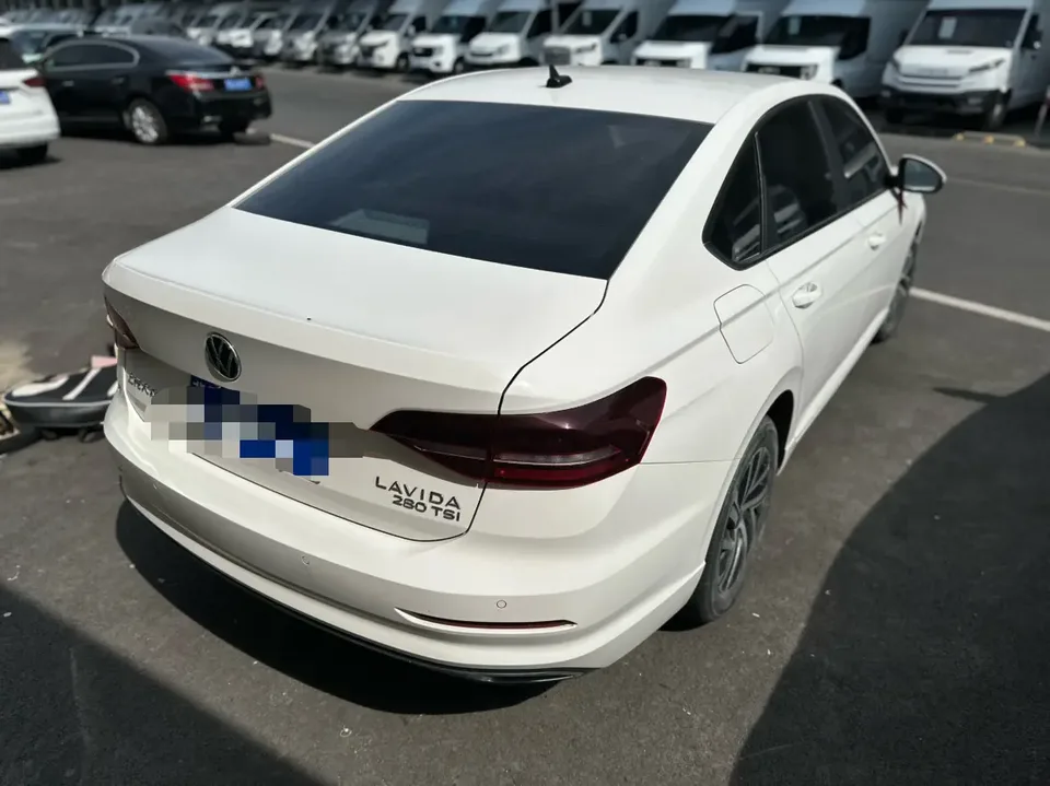Volkswagen Lavida Lavida 2022 280TSI DSG Comfort Edition 2022 — миниатюра 5