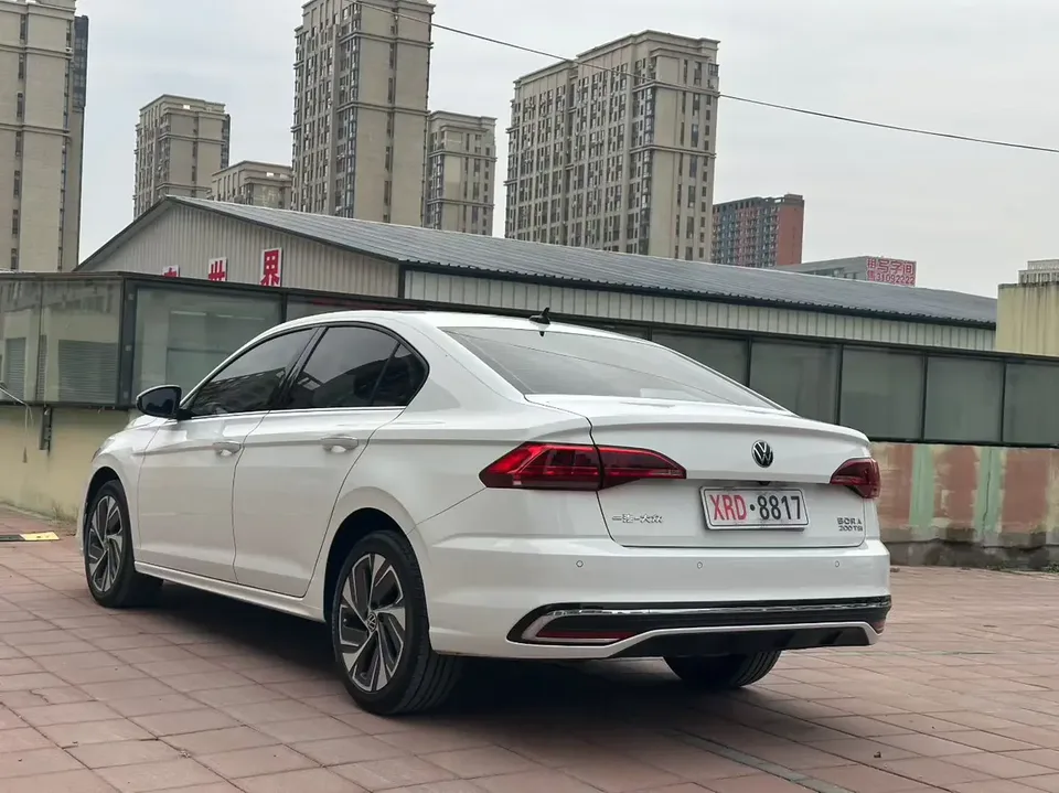 Volkswagen Bora Bora 2023 200TSI DSG Joy-Drive PRO Edition 2023 — миниатюра 4