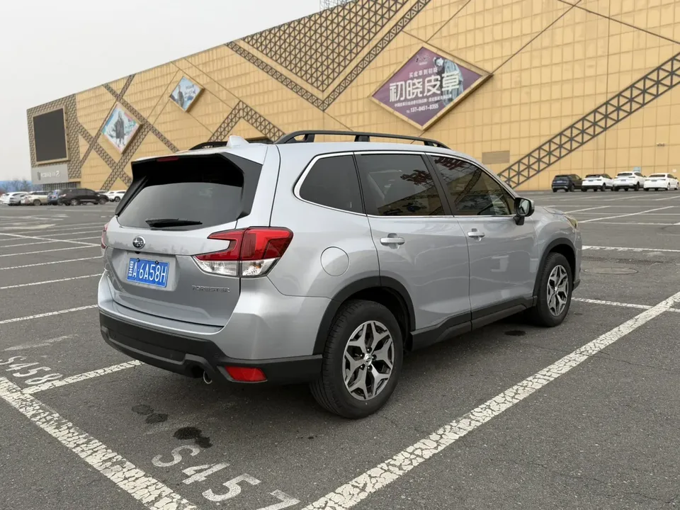 Subaru Forester FORESTER 2022 2.0i AWD Deluxe Edition EyeSight 2022 — миниатюра 2