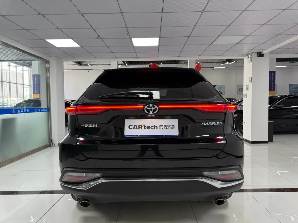 Toyota HARRIER 2.0L CVT 2WD Progressive Edition 2023 — миниатюра 2